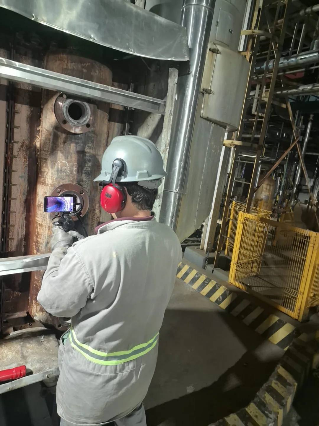 Imagens de Inspeção em Vasos de Pressão — imagem 2 de 3